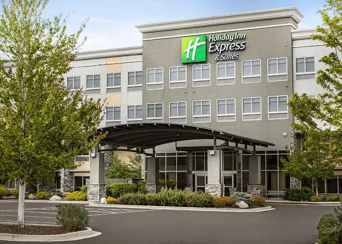 Ski Resorts Holiday Inn Express & Suites Colorado Springs Central By Ihg